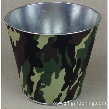 Doodle pattern iron flower bucket